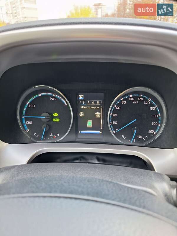 Внедорожник / Кроссовер Toyota RAV4 2018 в Киеве