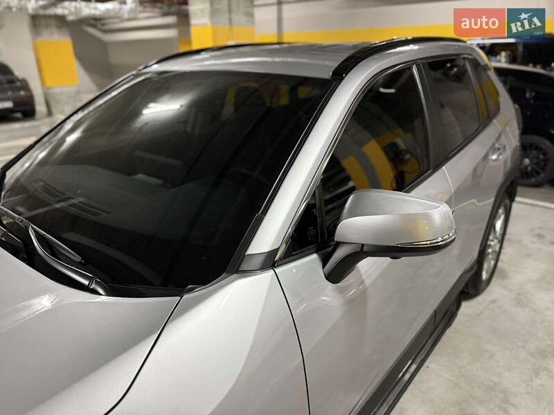 Внедорожник / Кроссовер Toyota RAV4 2023 в Днепре фото 16 Внедорожник / Кроссовер Toyota RAV4 2023 в Днепре