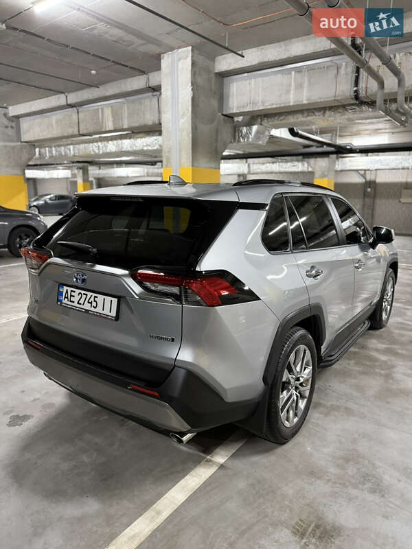 Внедорожник / Кроссовер Toyota RAV4 2023 в Днепре фото 23 Внедорожник / Кроссовер Toyota RAV4 2023 в Днепре