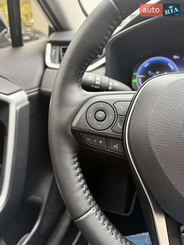Внедорожник / Кроссовер Toyota RAV4 2023 в Днепре фото 5 Внедорожник / Кроссовер Toyota RAV4 2023 в Днепре