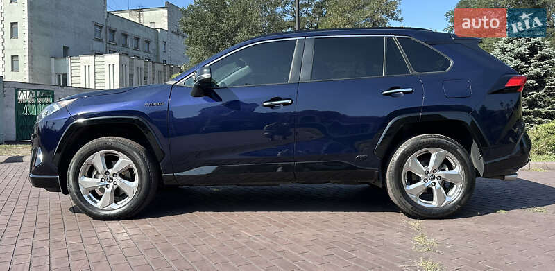 Внедорожник / Кроссовер Toyota RAV4 2021 в Днепре фото 15 Внедорожник / Кроссовер Toyota RAV4 2021 в Днепре