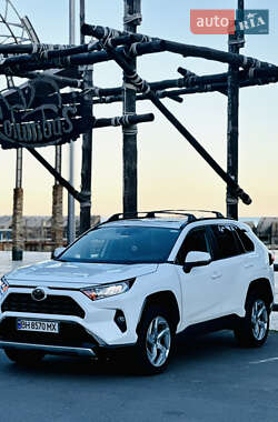Внедорожник / Кроссовер Toyota RAV4 2019 в Одессе Внедорожник / Кроссовер Toyota RAV4 2019 в Одессе