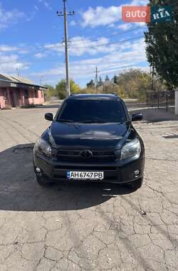 Внедорожник / Кроссовер Toyota RAV4 2006 в Краматорске