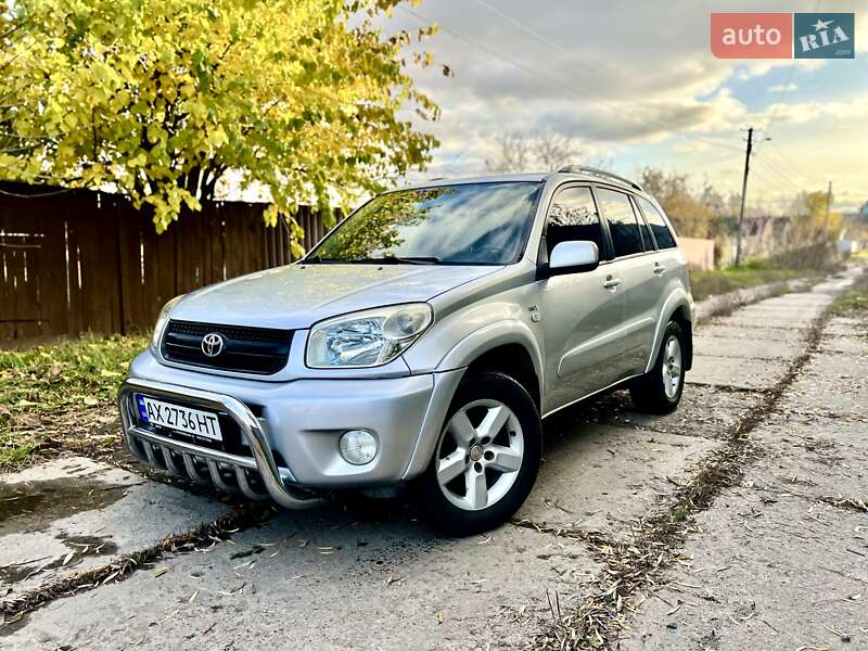 Toyota RAV4 2004