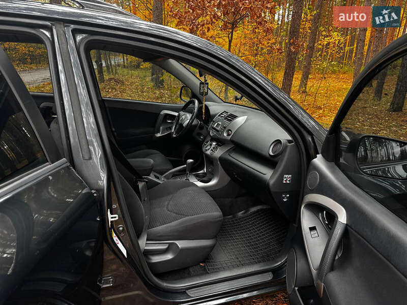 Внедорожник / Кроссовер Toyota RAV4 2007 в Киеве фото 7 Внедорожник / Кроссовер Toyota RAV4 2007 в Киеве
