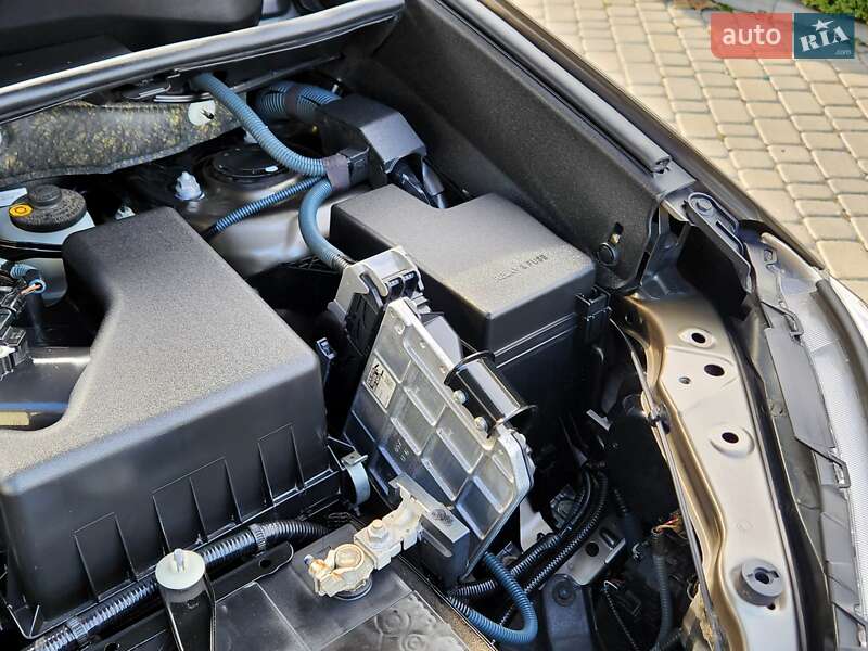 Внедорожник / Кроссовер Toyota RAV4 2015 в Виннице