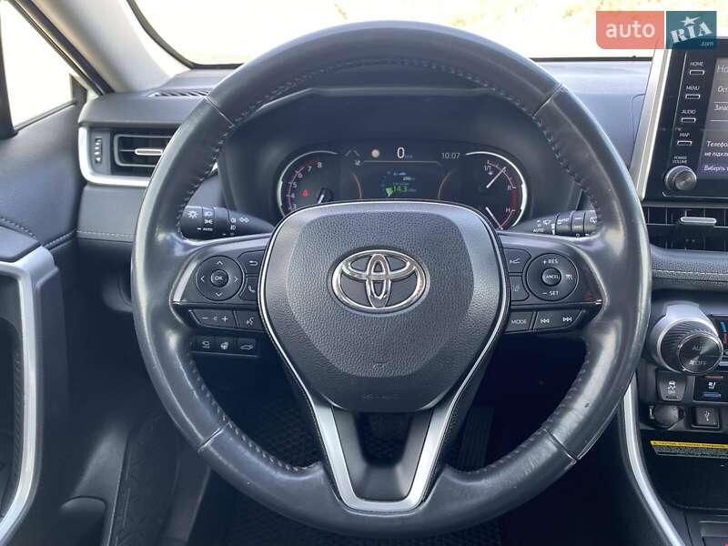 Внедорожник / Кроссовер Toyota RAV4 2019 в Полтаве фото 14 Внедорожник / Кроссовер Toyota RAV4 2019 в Полтаве