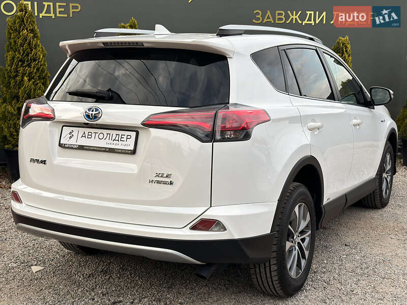 Позашляховик / Кросовер Toyota RAV4 2016 в Одесі фото 21 Позашляховик / Кросовер Toyota RAV4 2016 в Одесі