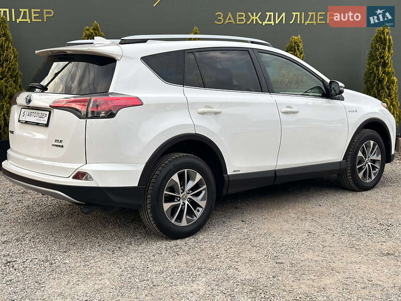 Позашляховик / Кросовер Toyota RAV4 2016 в Одесі фото 23 Позашляховик / Кросовер Toyota RAV4 2016 в Одесі