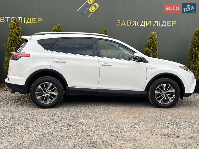 Позашляховик / Кросовер Toyota RAV4 2016 в Одесі фото 26 Позашляховик / Кросовер Toyota RAV4 2016 в Одесі