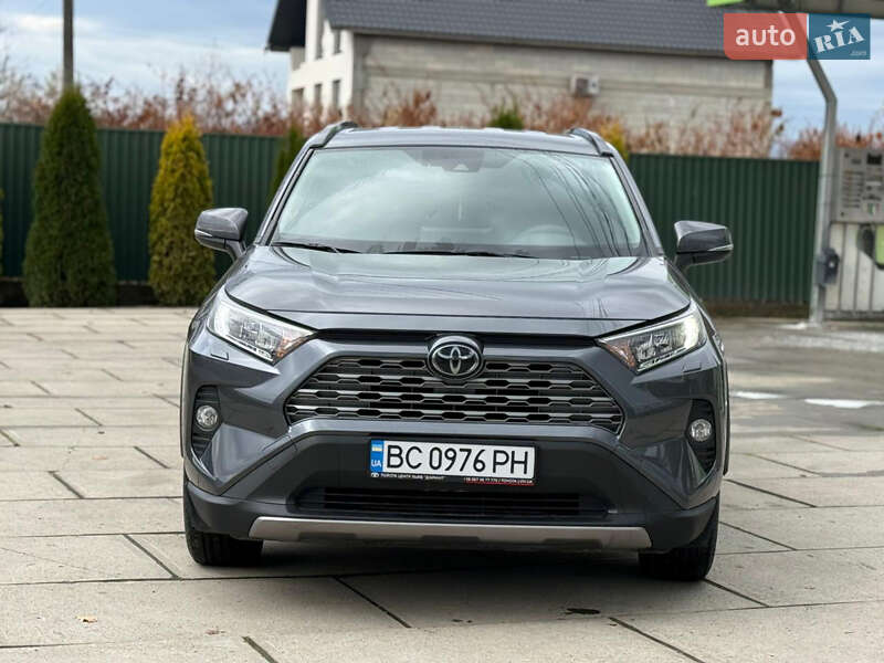 Внедорожник / Кроссовер Toyota RAV4 2020 в Хусте фото 3 Внедорожник / Кроссовер Toyota RAV4 2020 в Хусте