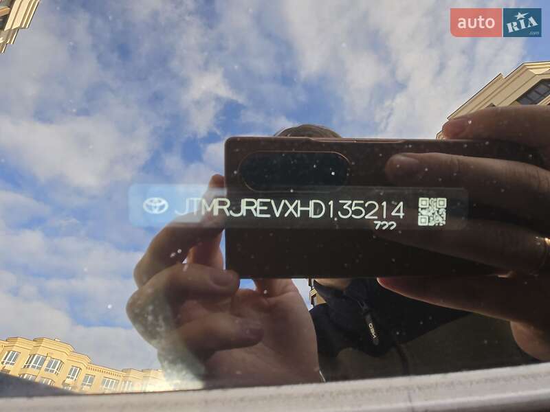 Внедорожник / Кроссовер Toyota RAV4 2017 в Киеве фото 13 Внедорожник / Кроссовер Toyota RAV4 2017 в Киеве