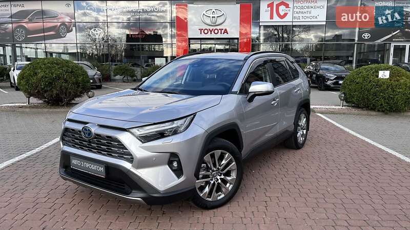 Toyota RAV4 2024