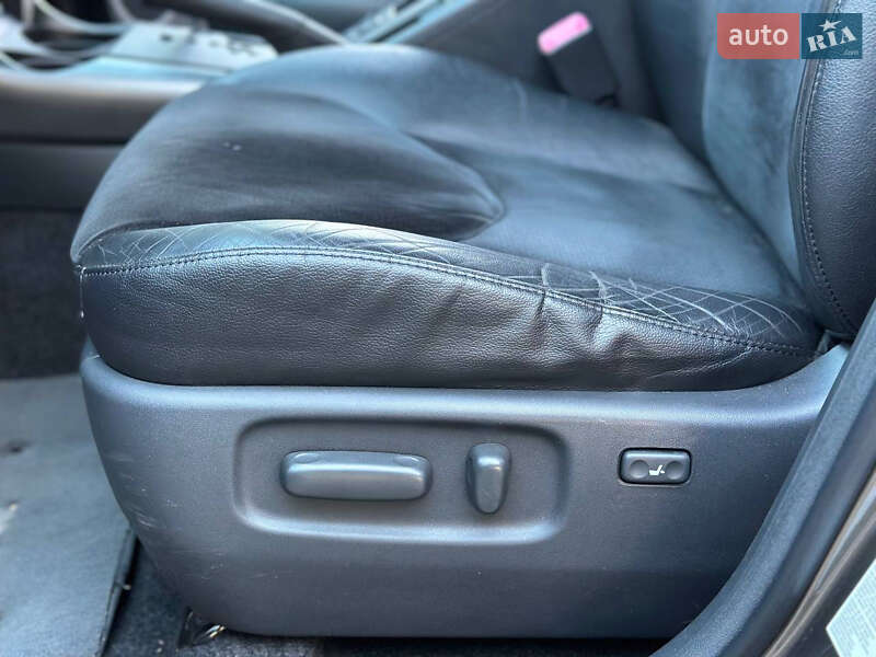 Внедорожник / Кроссовер Toyota RAV4 2011 в Днепре фото 18 Внедорожник / Кроссовер Toyota RAV4 2011 в Днепре