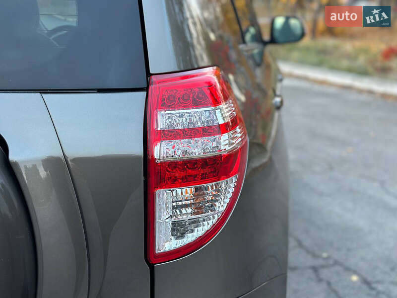 Внедорожник / Кроссовер Toyota RAV4 2011 в Днепре фото 48 Внедорожник / Кроссовер Toyota RAV4 2011 в Днепре