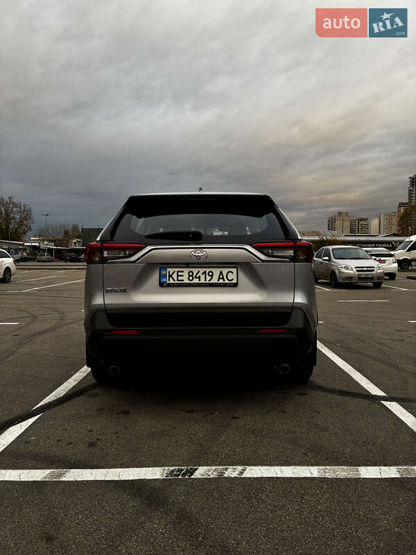 Внедорожник / Кроссовер Toyota RAV4 2023 в Киеве фото 13 Внедорожник / Кроссовер Toyota RAV4 2023 в Киеве