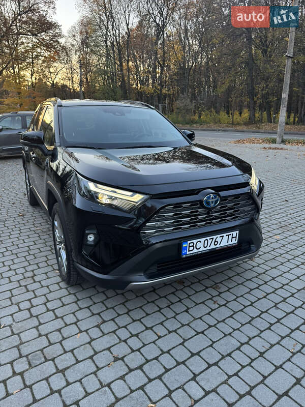 Внедорожник / Кроссовер Toyota RAV4 2023 в Львове фото 4 Внедорожник / Кроссовер Toyota RAV4 2023 в Львове