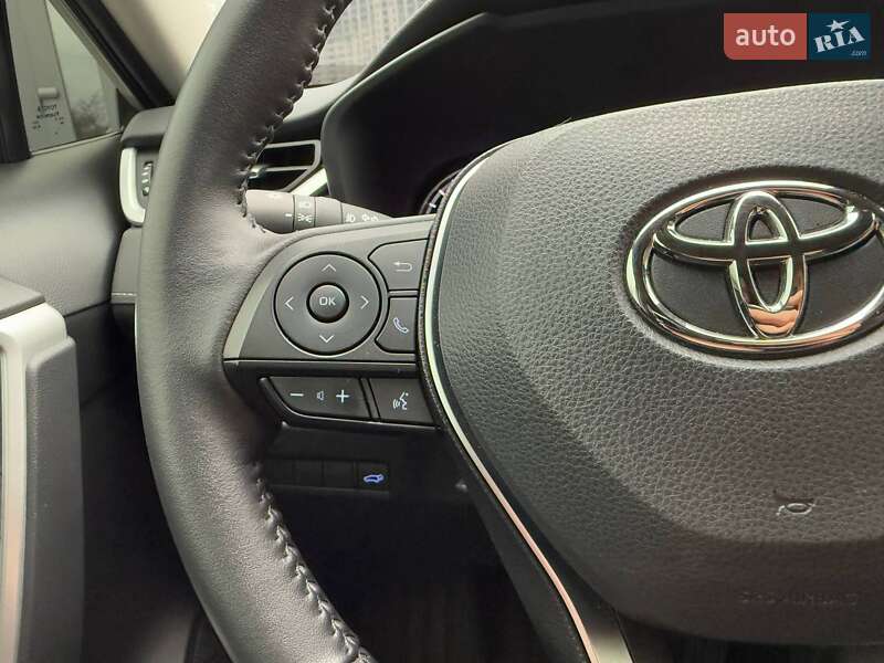 Внедорожник / Кроссовер Toyota RAV4 2022 в Киеве фото 24 Внедорожник / Кроссовер Toyota RAV4 2022 в Киеве