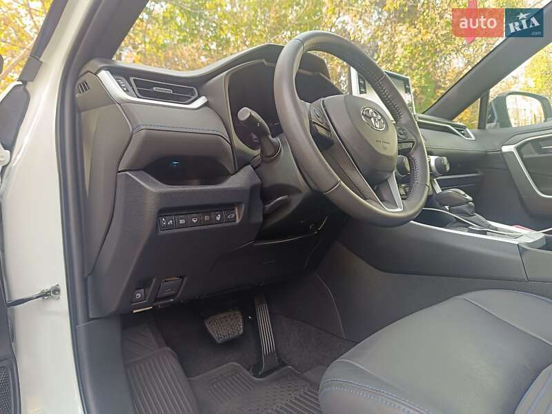 Внедорожник / Кроссовер Toyota RAV4 2022 в Одессе фото 33 Внедорожник / Кроссовер Toyota RAV4 2022 в Одессе