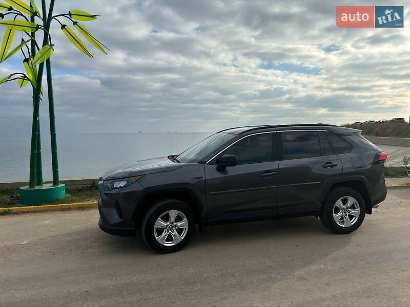 Позашляховик / Кросовер Toyota RAV4 2021 в Одесі