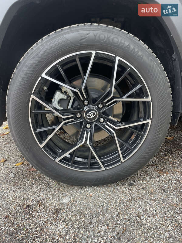 Позашляховик / Кросовер Toyota RAV4 2023 в Кропивницькому фото 16 Позашляховик / Кросовер Toyota RAV4 2023 в Кропивницькому