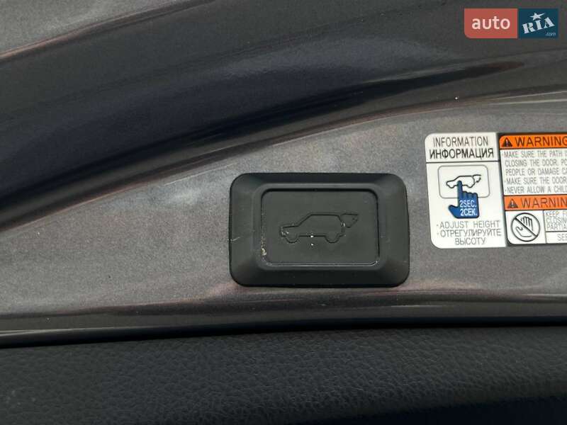 Внедорожник / Кроссовер Toyota RAV4 2016 в Киеве фото 30 Внедорожник / Кроссовер Toyota RAV4 2016 в Киеве