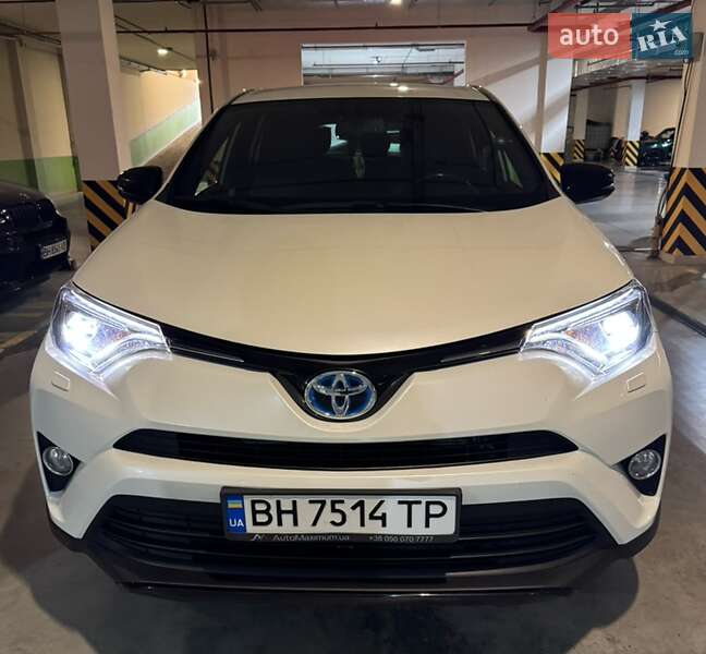 Внедорожник / Кроссовер Toyota RAV4 2018 в Вознесенске фото 6 Внедорожник / Кроссовер Toyota RAV4 2018 в Вознесенске