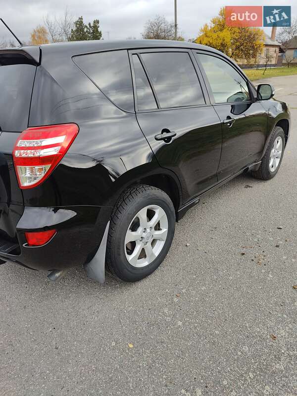 Внедорожник / Кроссовер Toyota RAV4 2011 в Кременчуге фото 3 Внедорожник / Кроссовер Toyota RAV4 2011 в Кременчуге