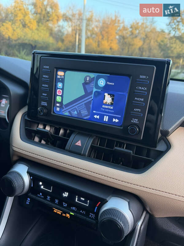 Внедорожник / Кроссовер Toyota RAV4 2019 в Днепре