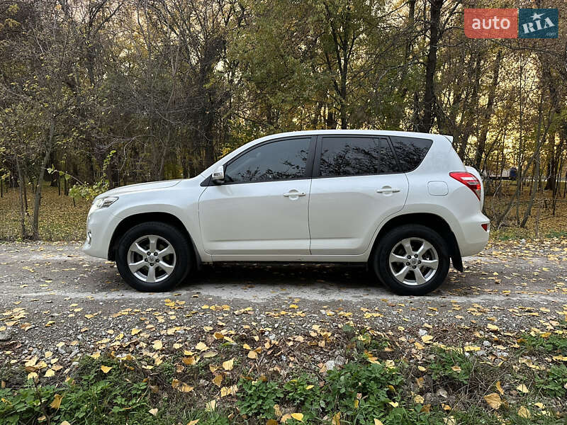 Внедорожник / Кроссовер Toyota RAV4 2010 в Днепре фото 6 Внедорожник / Кроссовер Toyota RAV4 2010 в Днепре