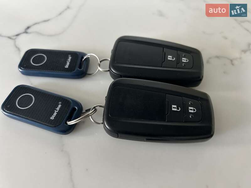 Внедорожник / Кроссовер Toyota RAV4 2019 в Киеве фото 31 Внедорожник / Кроссовер Toyota RAV4 2019 в Киеве