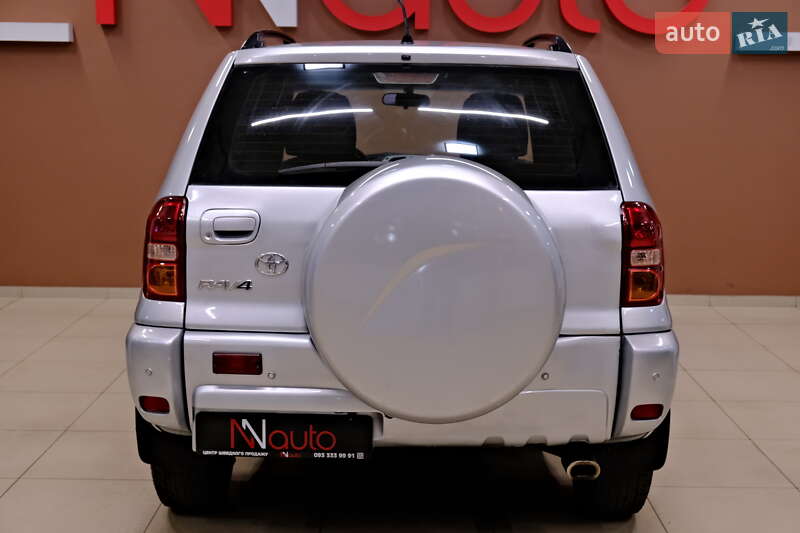 Позашляховик / Кросовер Toyota RAV4 2001 в Одесі