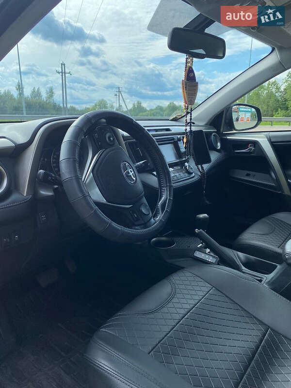 Внедорожник / Кроссовер Toyota RAV4 2013 в Овруче фото 5 Внедорожник / Кроссовер Toyota RAV4 2013 в Овруче