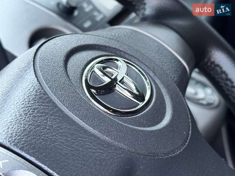 Внедорожник / Кроссовер Toyota RAV4 2009 в Ахтырке фото 21 Внедорожник / Кроссовер Toyota RAV4 2009 в Ахтырке