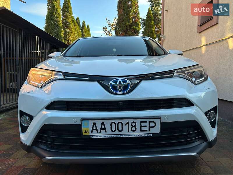 Внедорожник / Кроссовер Toyota RAV4 2017 в Киеве фото 15 Внедорожник / Кроссовер Toyota RAV4 2017 в Киеве