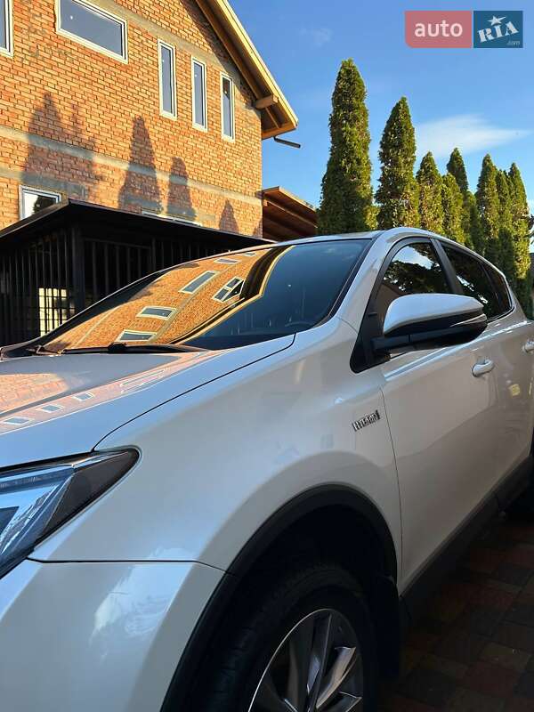 Внедорожник / Кроссовер Toyota RAV4 2017 в Киеве фото 18 Внедорожник / Кроссовер Toyota RAV4 2017 в Киеве