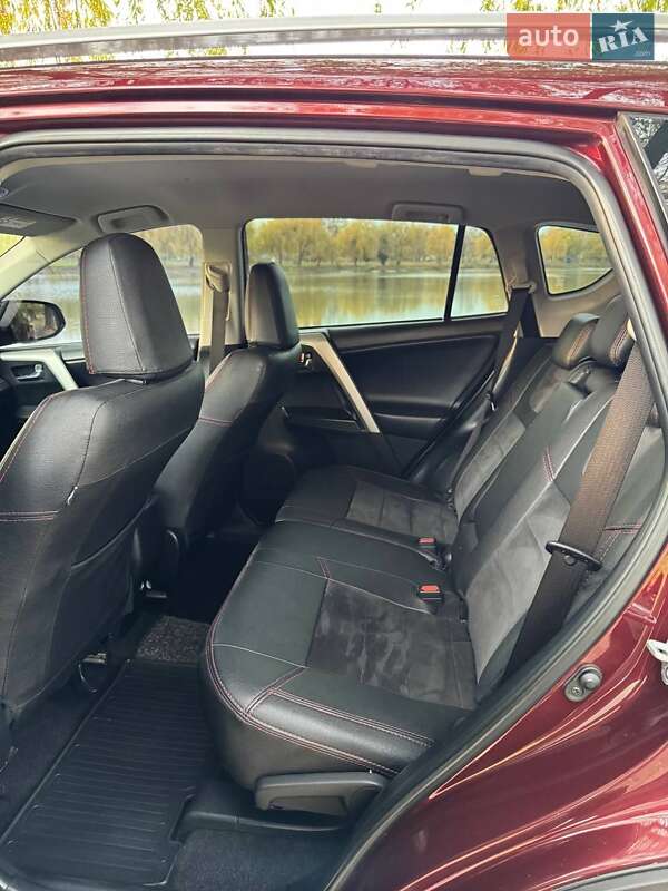 Внедорожник / Кроссовер Toyota RAV4 2017 в Ровно фото 33 Внедорожник / Кроссовер Toyota RAV4 2017 в Ровно