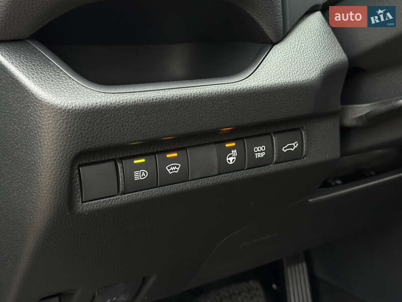 Внедорожник / Кроссовер Toyota RAV4 2023 в Киеве фото 26 Внедорожник / Кроссовер Toyota RAV4 2023 в Киеве