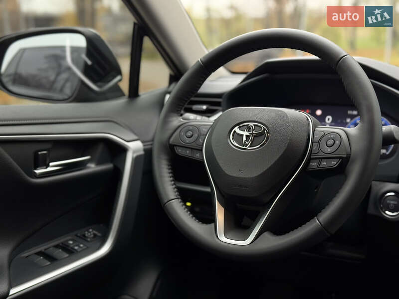 Внедорожник / Кроссовер Toyota RAV4 2023 в Киеве фото 27 Внедорожник / Кроссовер Toyota RAV4 2023 в Киеве