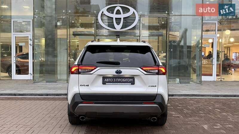 Внедорожник / Кроссовер Toyota RAV4 2019 в Киеве фото 4 Внедорожник / Кроссовер Toyota RAV4 2019 в Киеве