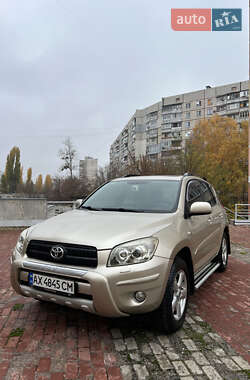 Позашляховик / Кросовер Toyota RAV4 2006 в Харкові
