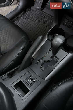 Позашляховик / Кросовер Toyota RAV4 2006 в Харкові