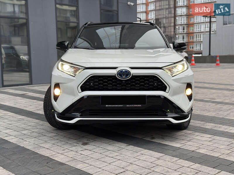 Внедорожник / Кроссовер Toyota RAV4 2019 в Львове