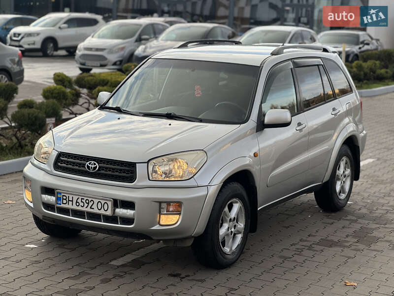 Позашляховик / Кросовер Toyota RAV4 2003 в Одесі