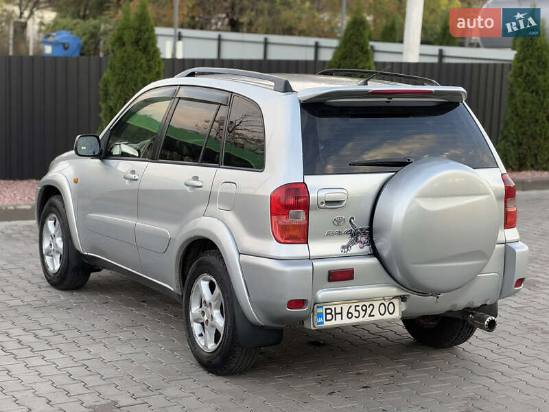 Позашляховик / Кросовер Toyota RAV4 2003 в Одесі