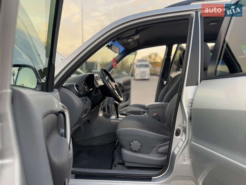 Позашляховик / Кросовер Toyota RAV4 2003 в Одесі