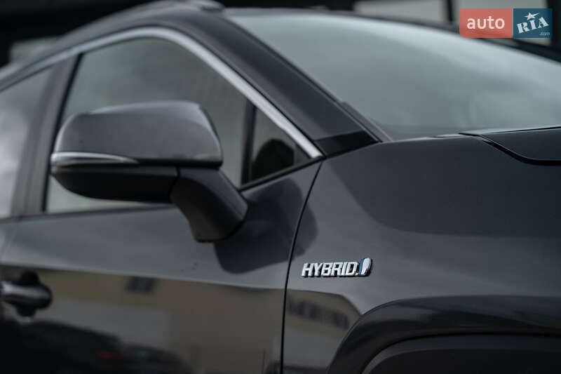 Внедорожник / Кроссовер Toyota RAV4 2019 в Черновцах