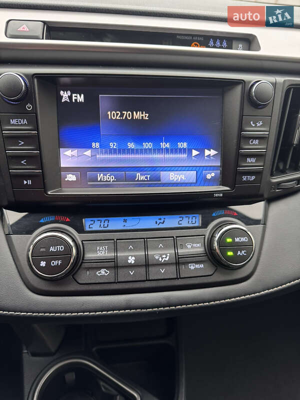 Позашляховик / Кросовер Toyota RAV4 2018 в Кривому Розі