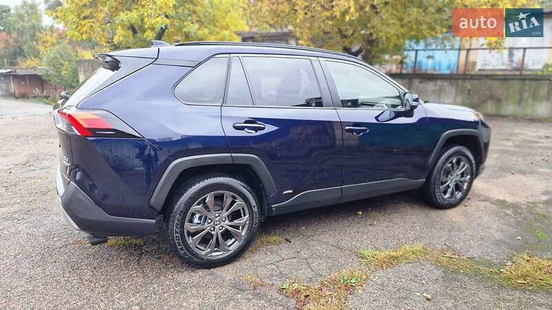 Внедорожник / Кроссовер Toyota RAV4 2023 в Киеве фото 19 Внедорожник / Кроссовер Toyota RAV4 2023 в Киеве