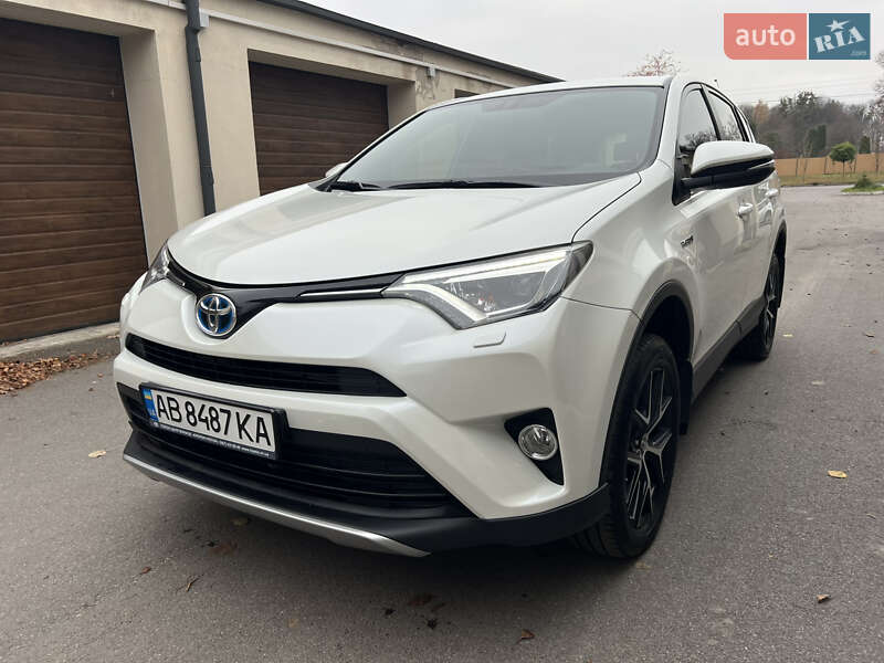 Внедорожник / Кроссовер Toyota RAV4 2017 в Виннице фото 4 Внедорожник / Кроссовер Toyota RAV4 2017 в Виннице